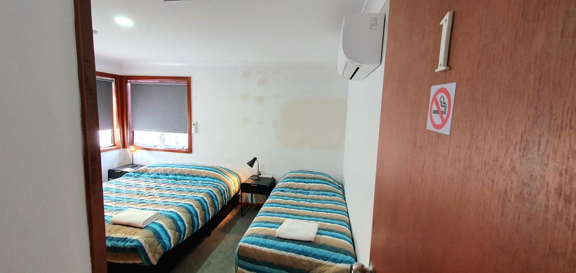 Goldrush Motel Young Cbd Екстер'єр фото
